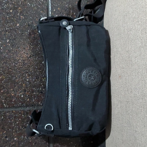 KIPLING BLACK BAG ADJUSTABLE STRAP OUTDOOR ADVENTURES GORPCORE CLASSIC - Picture 1 of 9